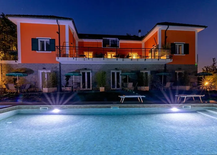 Cascina Trevo Agroturismo *